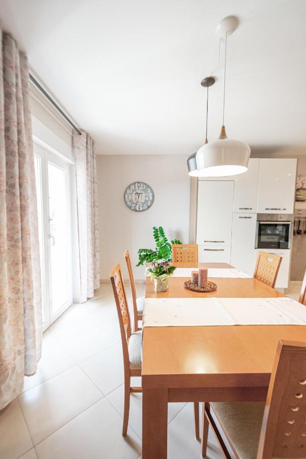 Two-Bedroom Apartment In Crikvenica Xcvii 외부 사진