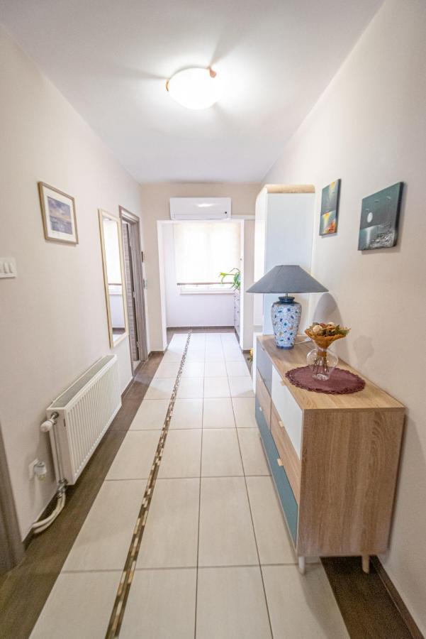 Two-Bedroom Apartment In Crikvenica Xcvii 외부 사진